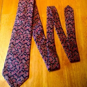 The Custom Shop Blue silk tie w/burgundy paisley